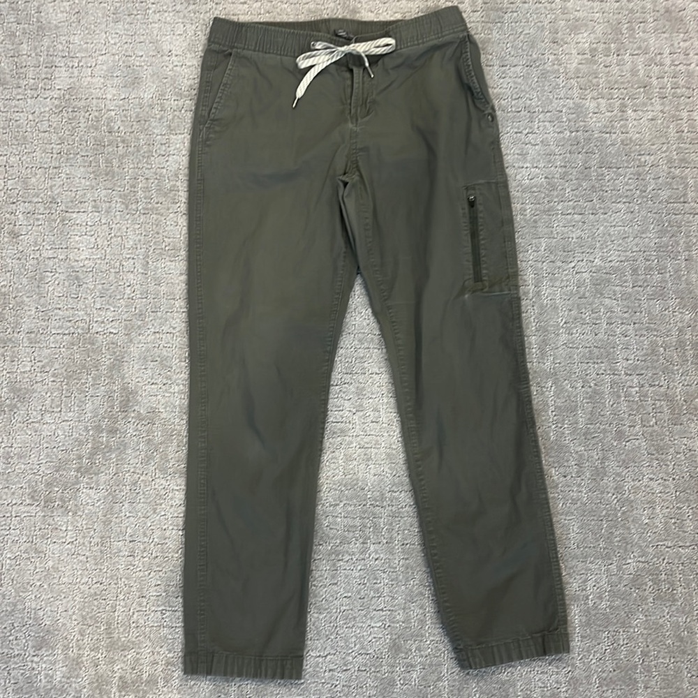 Vuori Green Pants